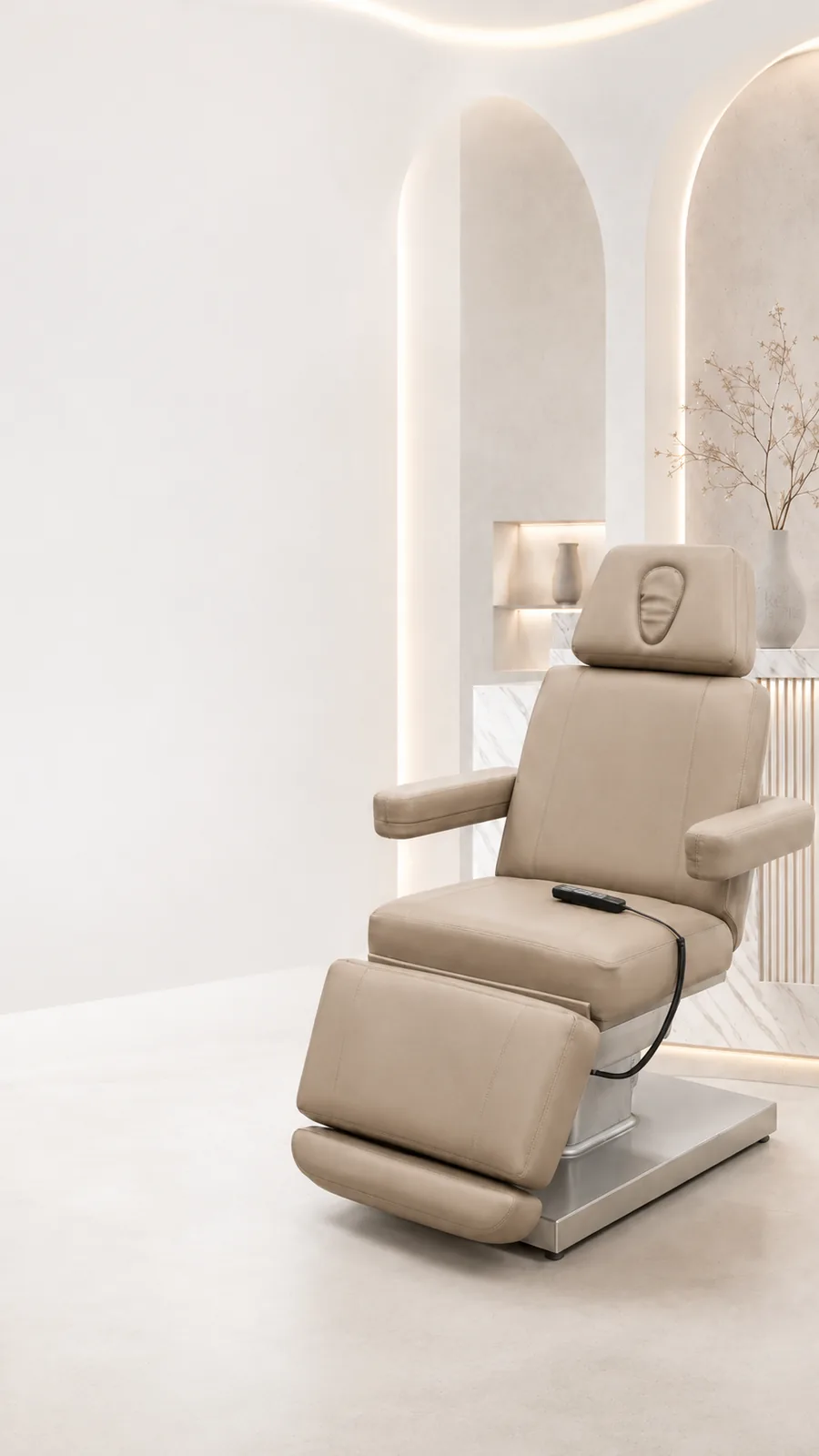 Camilla eléctrica premium beige en showroom de spa de lujo